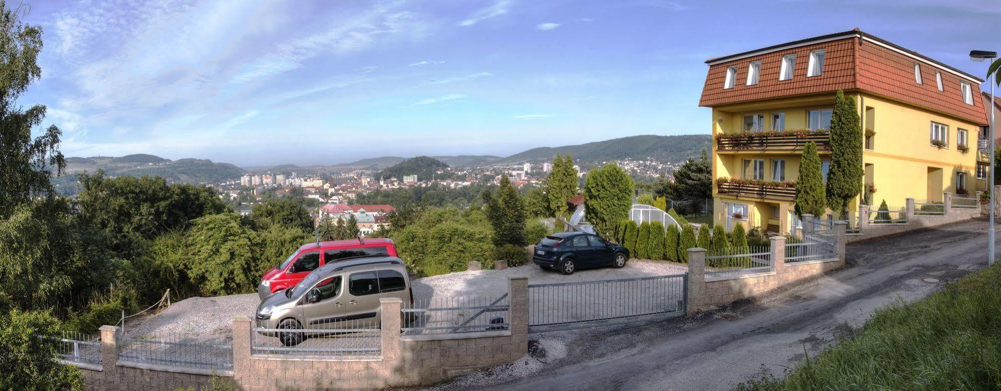 Pension Primus Beroun  Exteriör bild